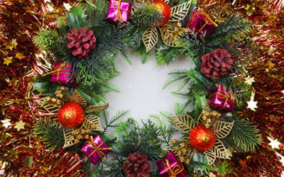 Christmas Wreath With Red Stars Chain